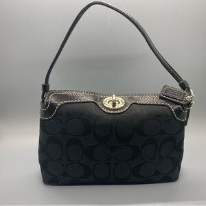 Women’s Vintage COACH Handbag Leather & Cloth. Wristlet Size.